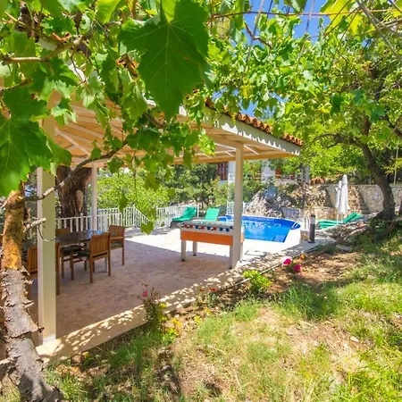 Villa Margaz Sleeps 8 Pool Air Con Wifi